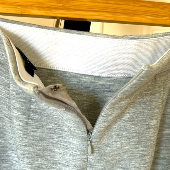 Grey casual skirt - Picture 3 of 5